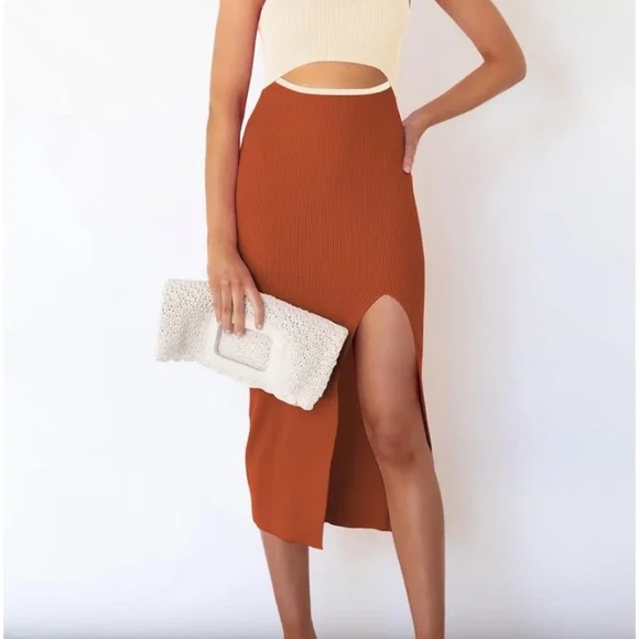 Knit midi dress - Picture 3 of 5